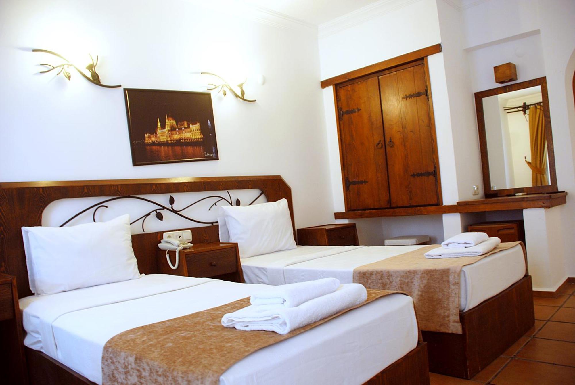 Flora Hotel Гюмбет Екстер'єр фото